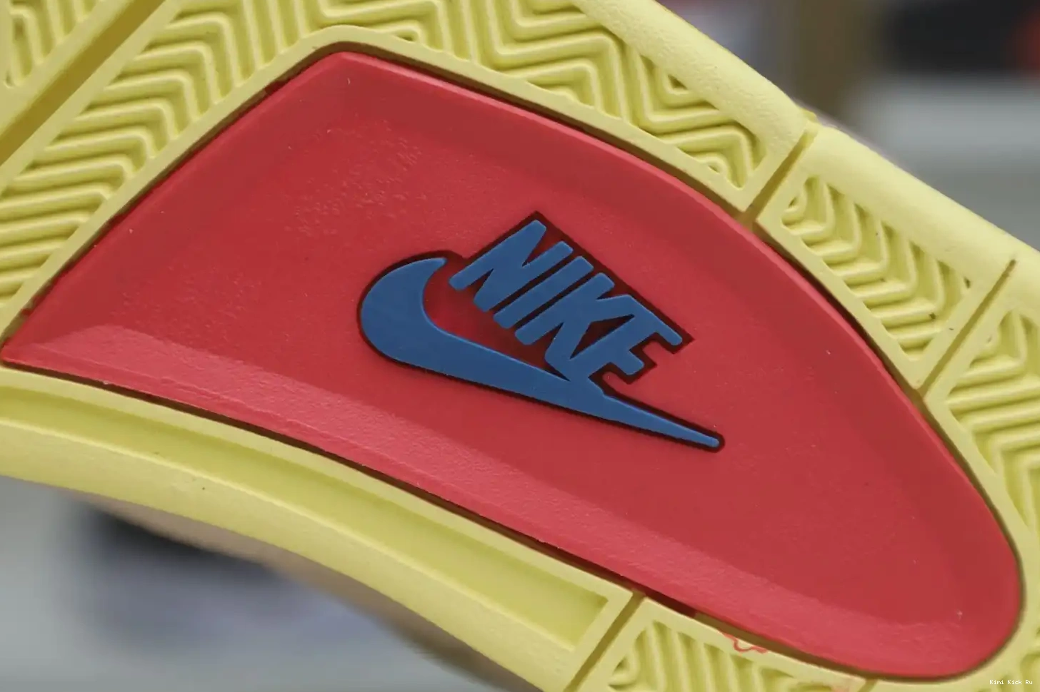 RETRO JORDAN UNION X ICE' 4 'GUAVA LA Kimikick AIR 0709